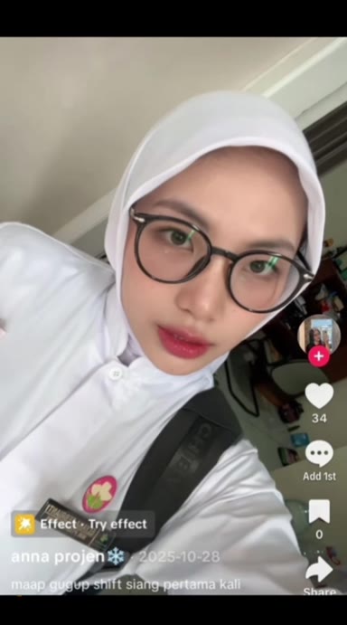 Background nonton video viral Elyana Bocil Smp Dirayu Diewe Pacarnya